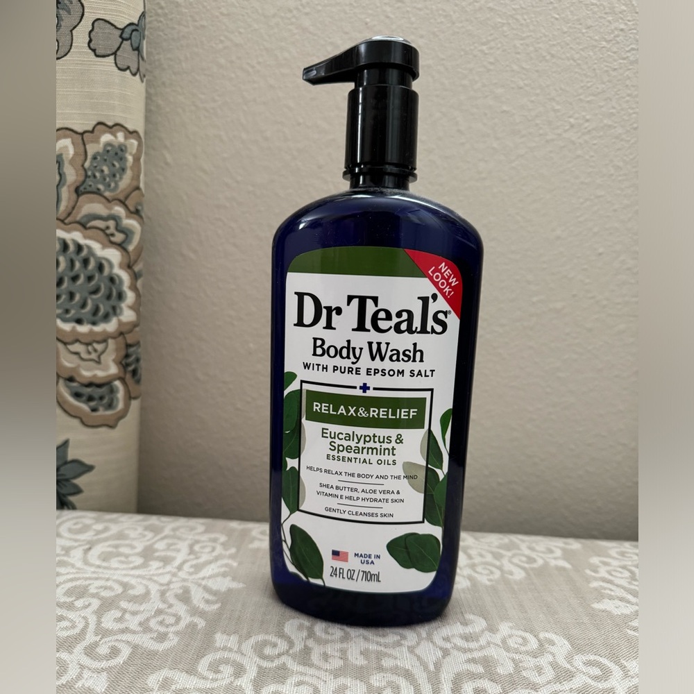 Brand New Dr Teal's Eucalyptus Spearmint
Body Wash 24 Ounce